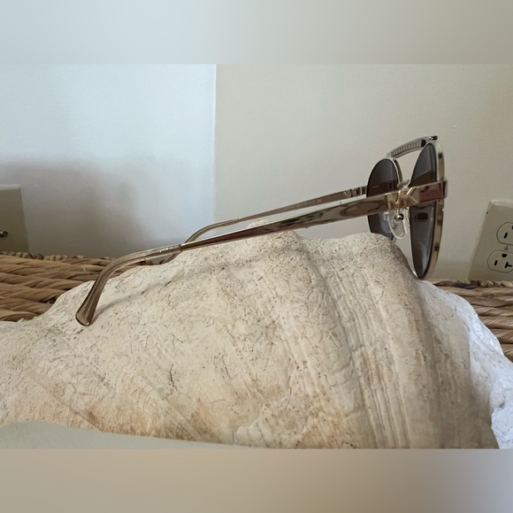 Michael Kors Milo’s Round Sunglasses with Case NWOT - Picture 10 of 12